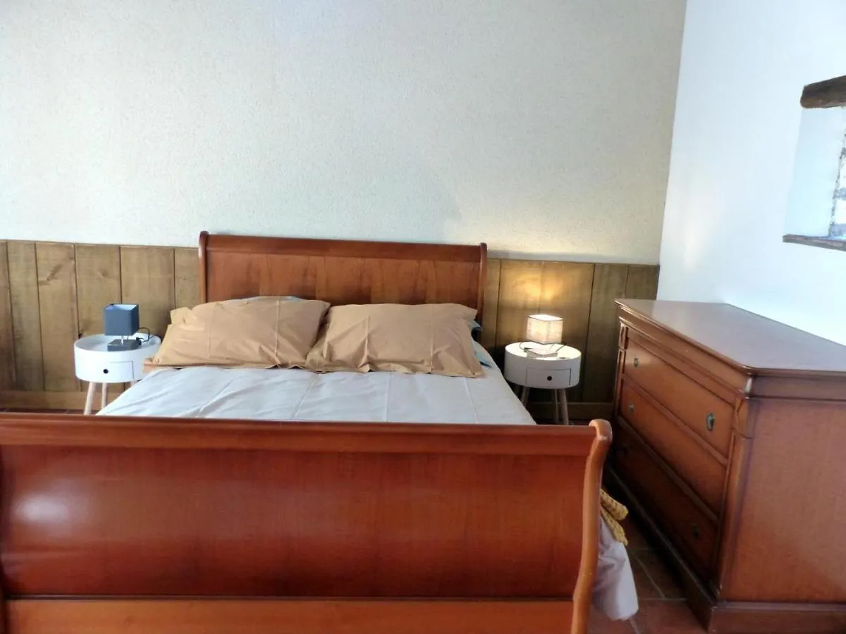 Ferme Restauree 19Eme Siecle, Gite Independant Avec Etang, Proche Du Circuit De Lurcy-Levis - Fr-1-489-392 Holiday home