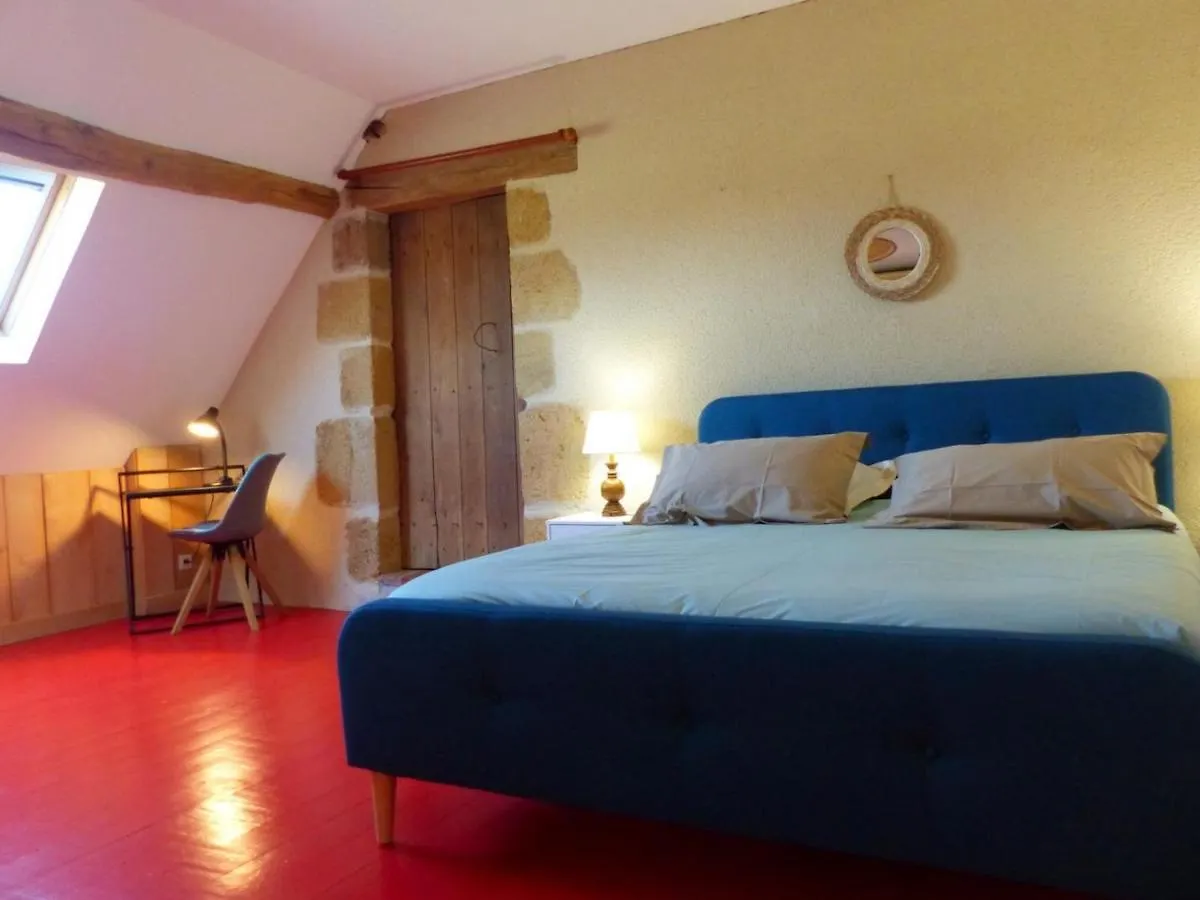 Ferme Restauree 19Eme Siecle, Gite Independant Avec Etang, Proche Du Circuit De Lurcy-Levis - Fr-1-489-392
